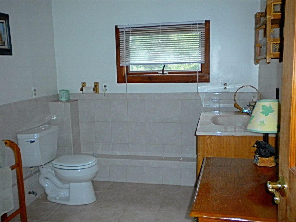 סטואו Bears Lair Inn מראה חיצוני תמונה